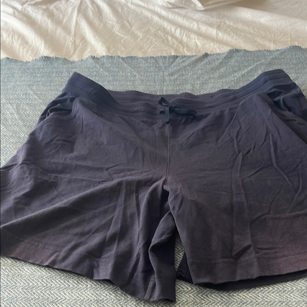 Karen  Scott cotton short